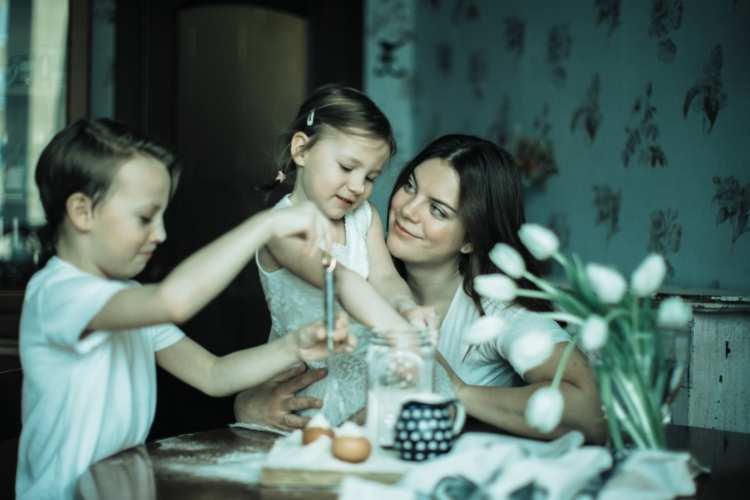 POM Images mums kids (1)